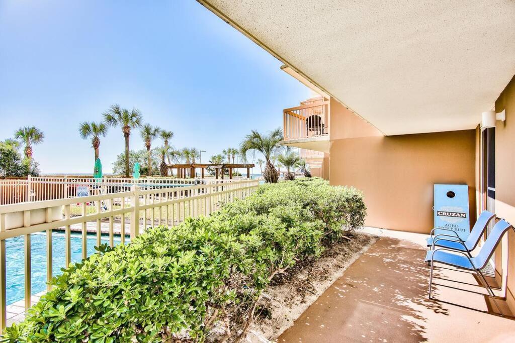 Pelican Beach Resort-Walkout Unit-On The Beach Destin Exteriér fotografie